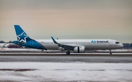 Air Canada and Flight Attendants Resume Strike Talks