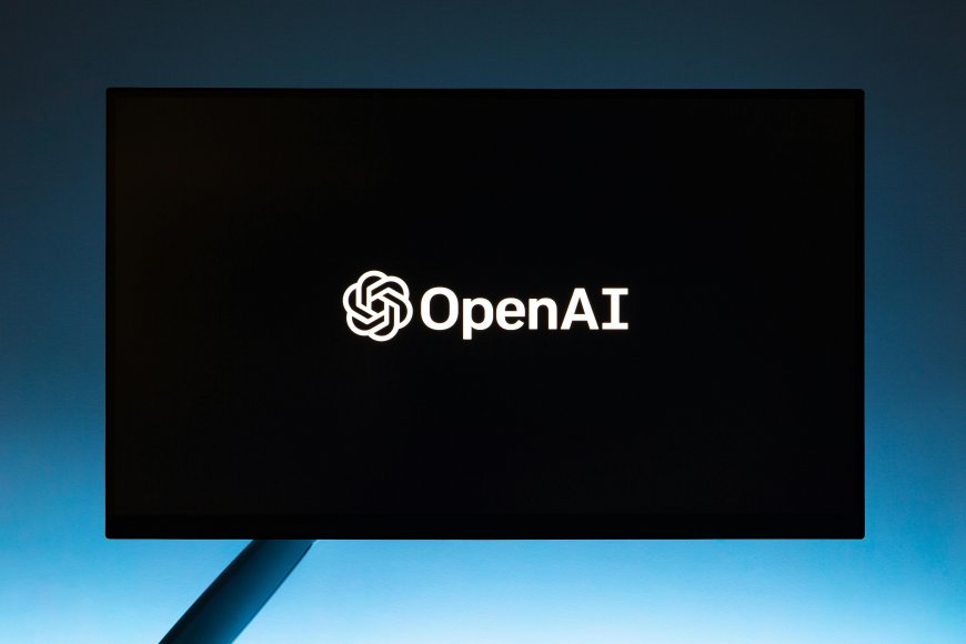 OpenAI CEO Warns of Growing AI Bubble